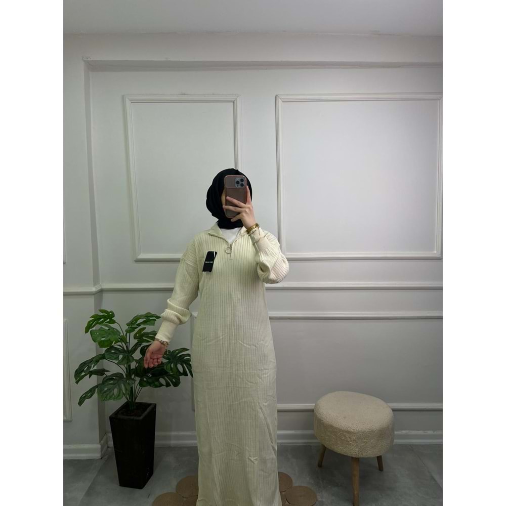 15839 TRİKO ELBİSE