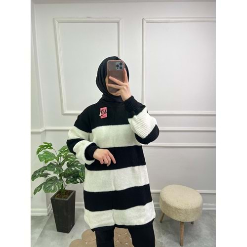 8249 YARIM BOĞAZLI ÇİZGİLİ SELANİK ÖRGÜ KAZAK