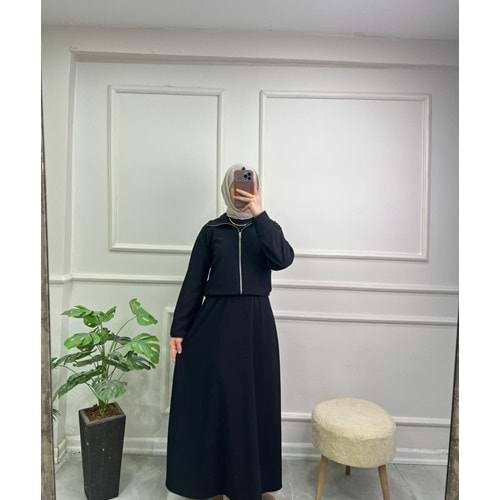 0092 FERMUAR DETAY ETEKLİ TAKIM