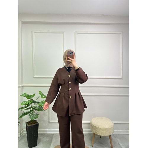 22007 ÖNÜ DÜĞMELİ BELDEN OTURTMA TAKIM